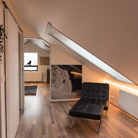Ferienwohnung Scenic Penthouse - Ocean View & Skylight Windows Siglufjordur Exterior foto