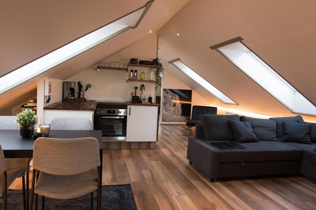 Ferienwohnung Scenic Penthouse - Ocean View & Skylight Windows Siglufjordur Exterior foto