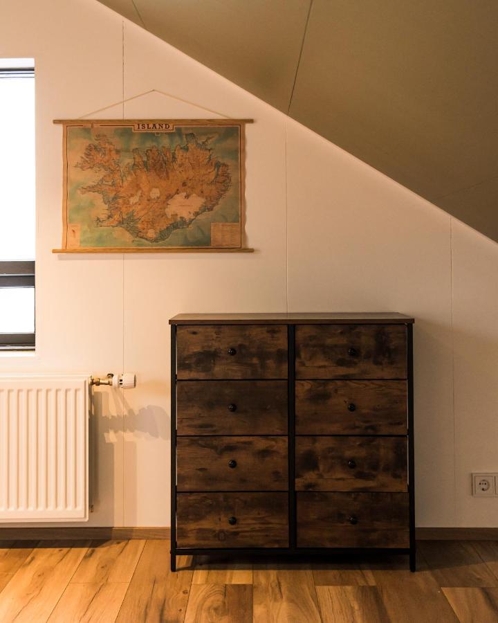 Ferienwohnung Scenic Penthouse - Ocean View & Skylight Windows Siglufjordur Exterior foto