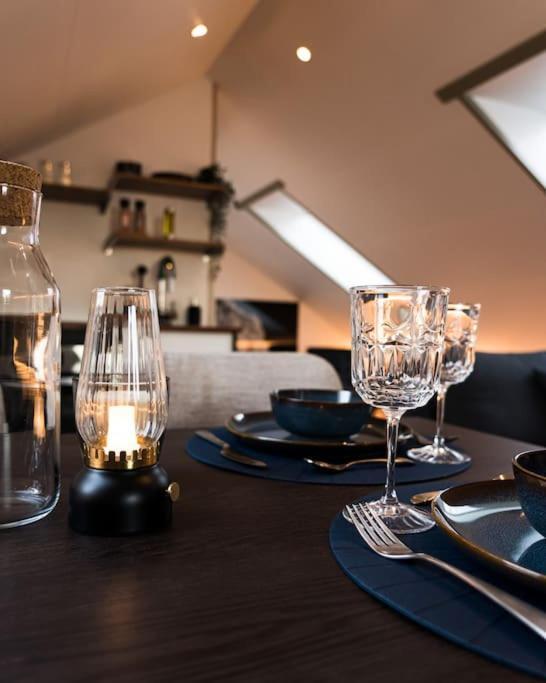 Ferienwohnung Scenic Penthouse - Ocean View & Skylight Windows Siglufjordur Exterior foto