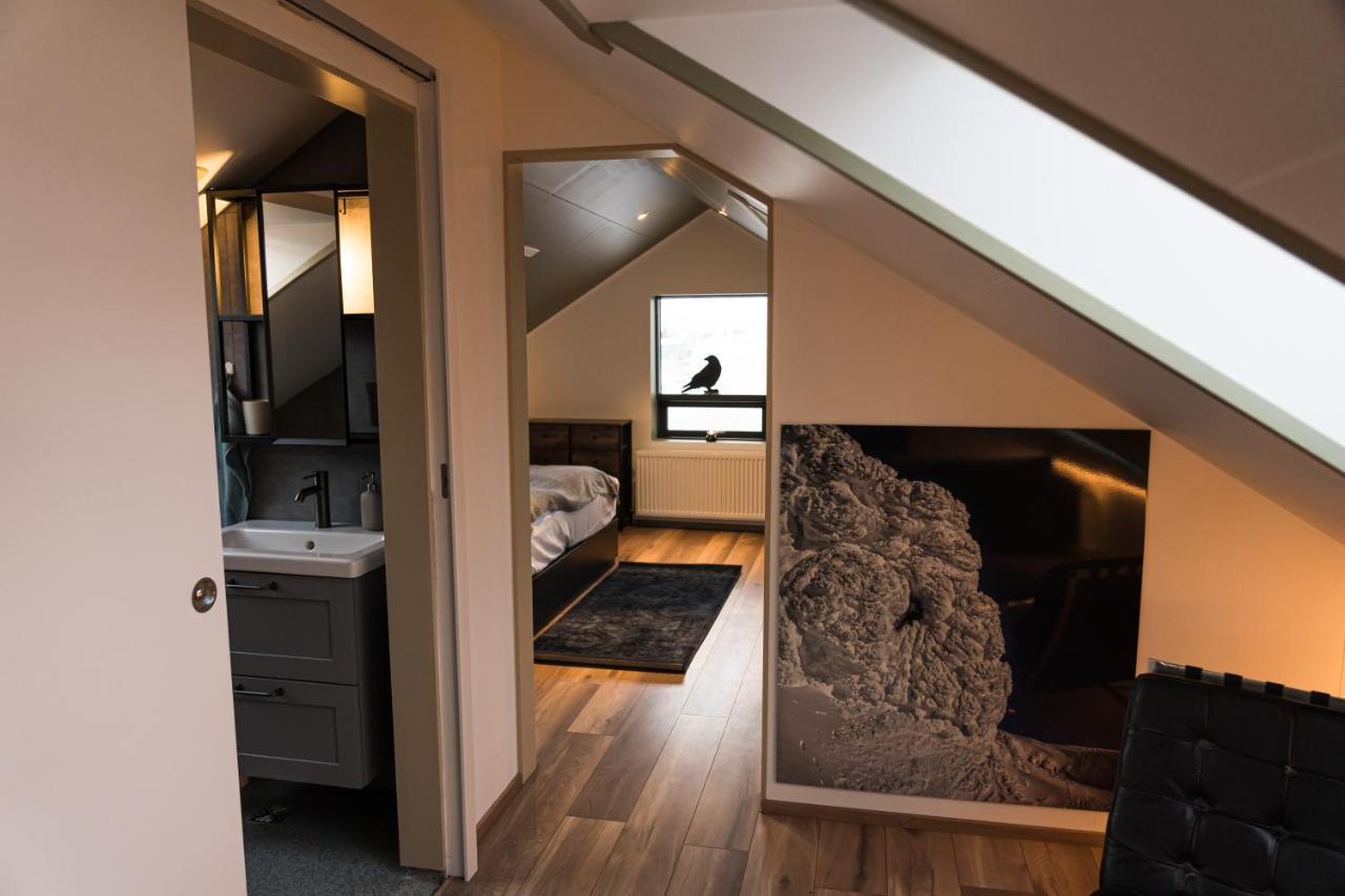 Ferienwohnung Scenic Penthouse - Ocean View & Skylight Windows Siglufjordur Exterior foto